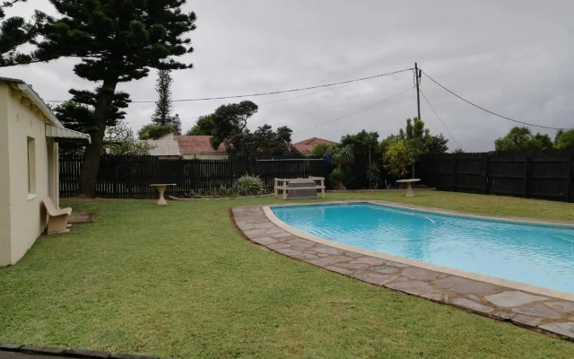 Rockview Holiday Beach Apartment