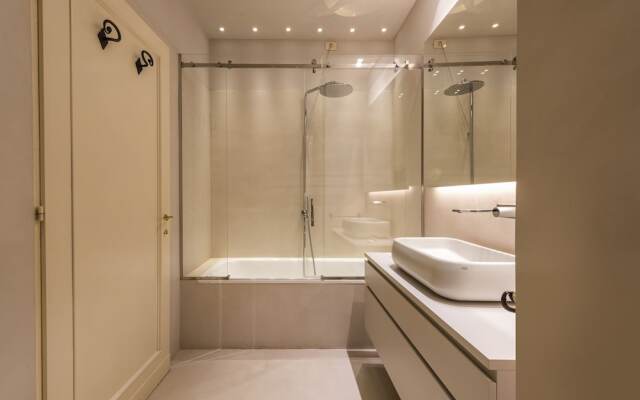 Duomo Luxury House by Mmega