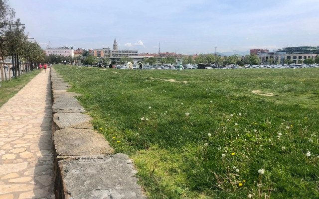 Pri piratski mački - At the pirate cat - Dal gatto pirata