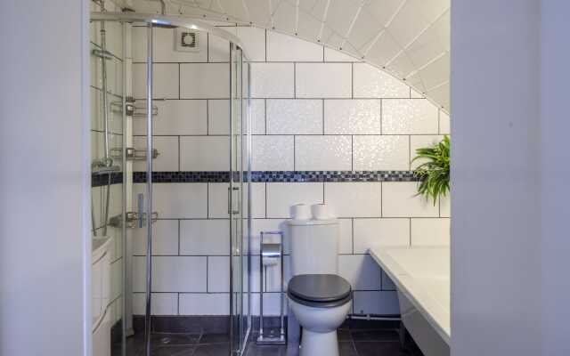 YKP Apartments - Mornington Crescent