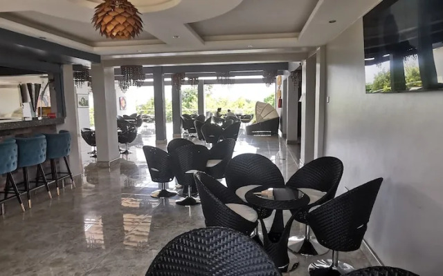 Le tsuba Grand Hotel