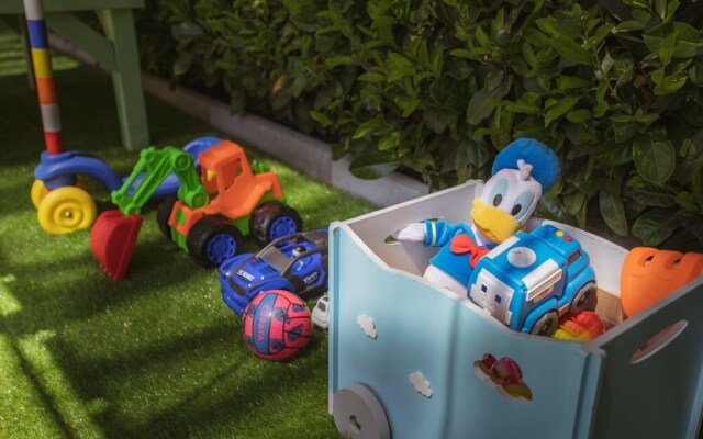 Luxury Modern House, Just 1 min Walk to the Beach