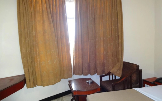 Hotel Naveen