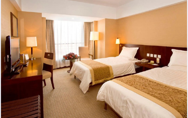 Dong Fang Hotel – Guest Rooms – Beijing