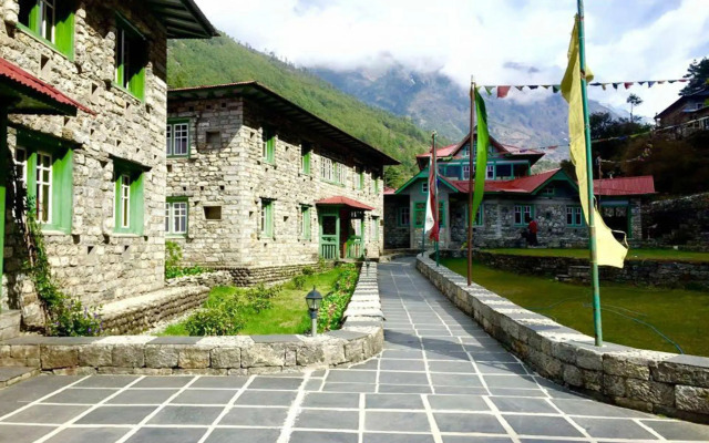 Yeti Mountain Home Phakding