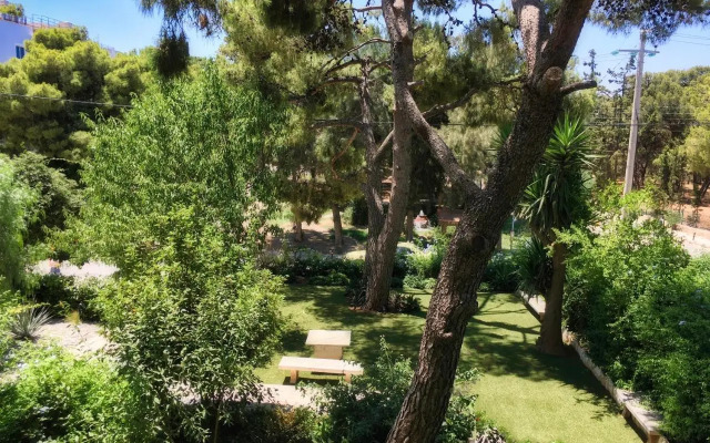 A7 Beauty Vouliagmeni Apt in a unique Spot