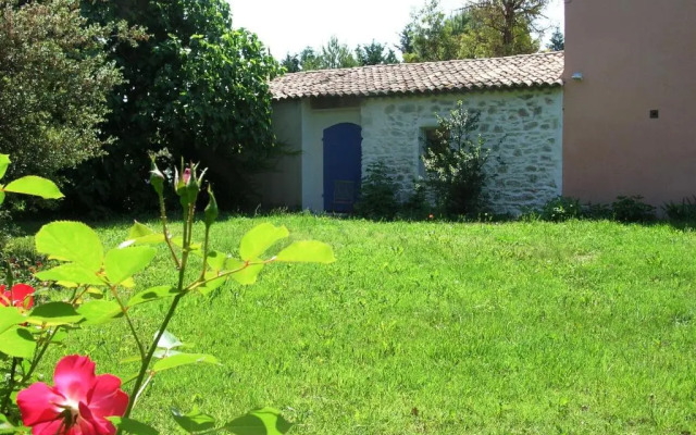 Le Mas De La Cigale Bleue, Caumont Sur Durance