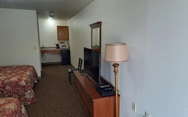 Hanks Reno Junction Lodge