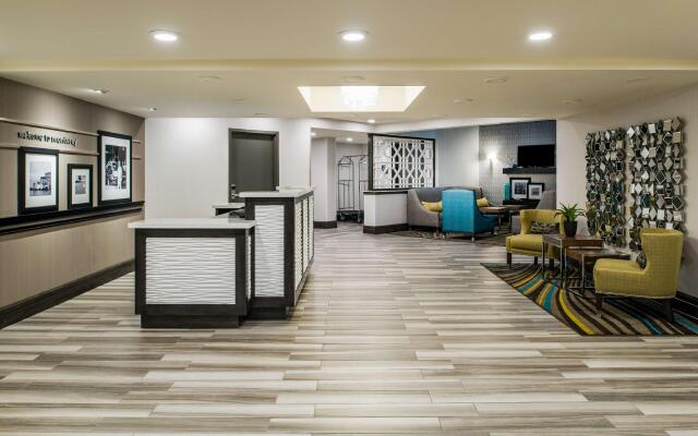 Hampton Inn Monterey