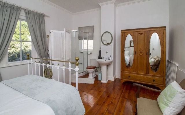 Edwardian Town House