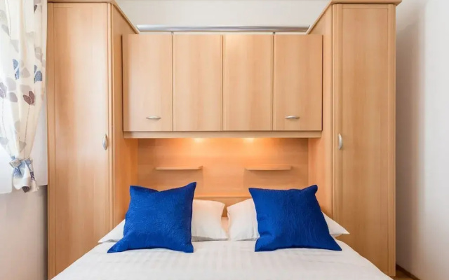 Apartment Blue Lagoon - One Bedroom Apartment