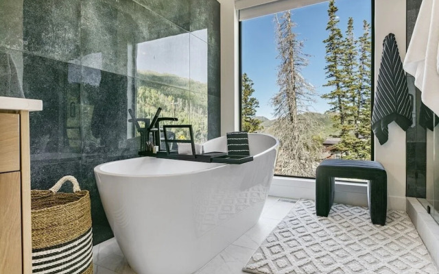 9005 - Mountain Estate #5 6 Bedroom Home