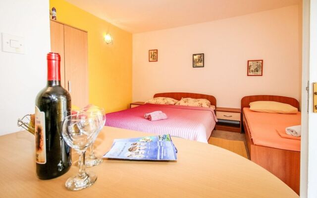 Apartments Beach Way