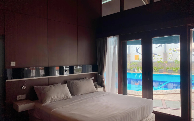 Shakti Villa Dago Bandung – Guest Rooms – Bandung