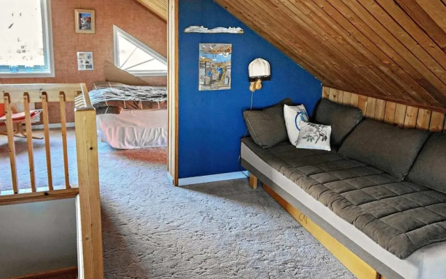 6 Person Holiday Home in Gullholmen