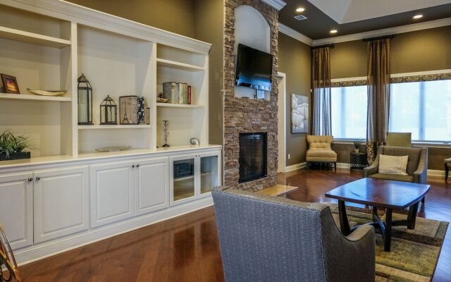2 BR Apt in Windy Hill near beach by Frontdesk