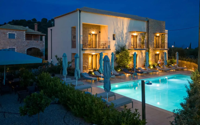 Kannas Mani-Luxury Suites- Adults friendly 14+