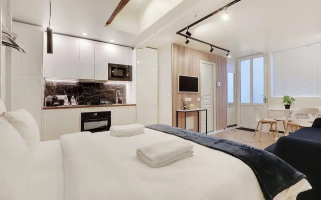 Elegant 4P Studio in the Heart of Montmartre - Paris