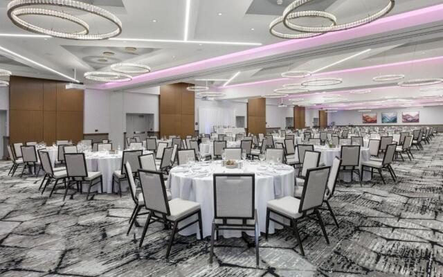 Crowne Plaza Lansing by IHG