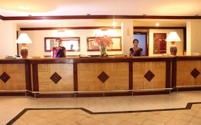 Ratnaloka Tour Inn