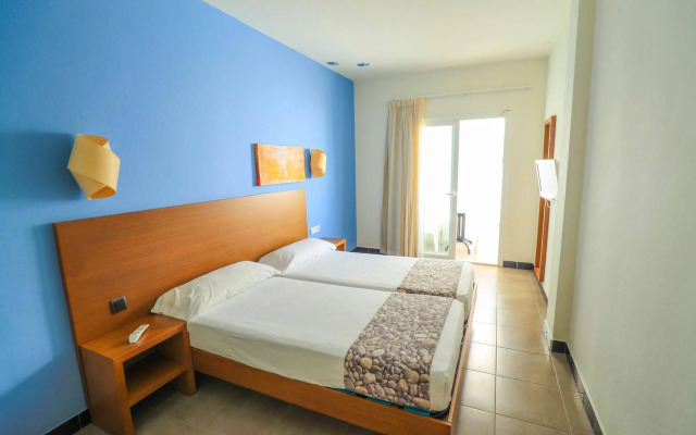 Hotel Es Mitjorn