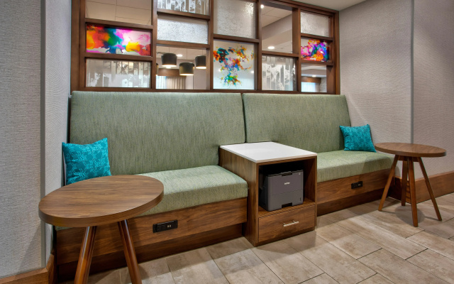 Hampton Inn By Hilton Paris