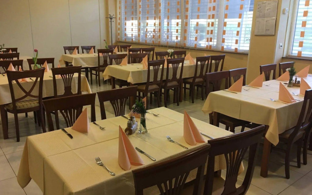 Hotel Galaksija Trebnje