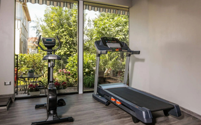 La Villa, Sure Hotel Collection by Best Western