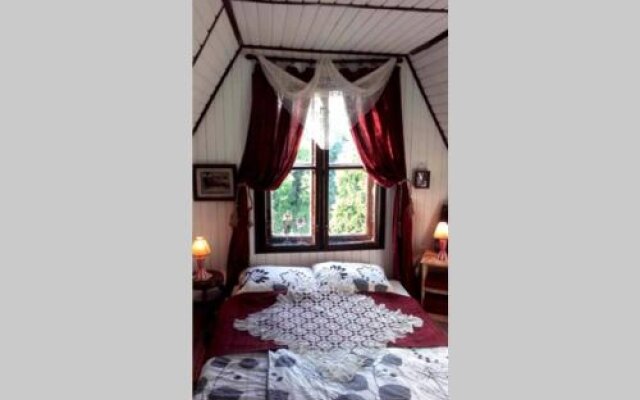 Romantic Holiday Cottage