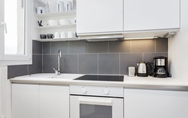 River Seine - Notre Dame Apartment