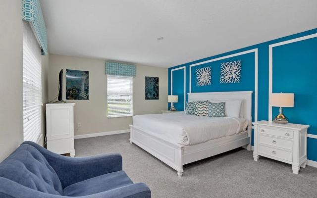 Lakeview Home w/ Private Pool & Free Water Park!