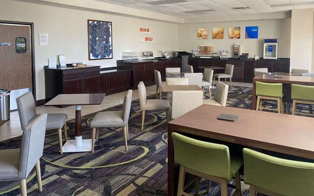 MainStay Suites Conover-Hickory