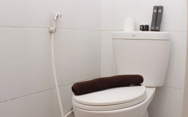 Cozy And Warm Studio At Grand Sentraland Karawang Apartment