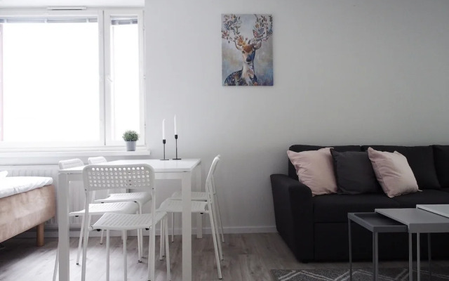 2ndhomes Spacious Center Apt. Iso Verka