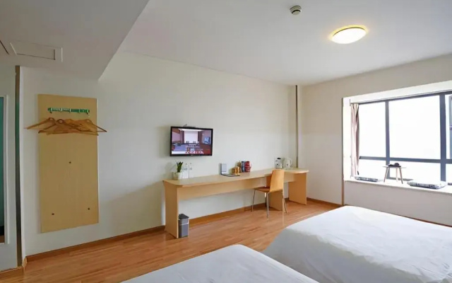 7 Days Inn Chengdu Chengyu Flyover Metro Station Branch