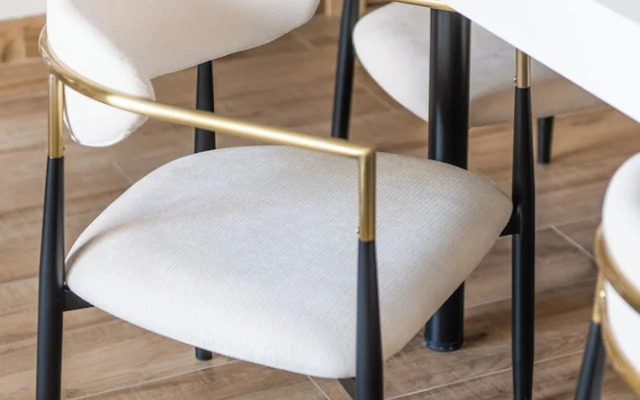 JVC Gem 2BR w maidsroom - Oakley Square