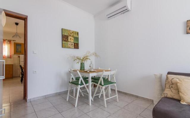 Stavros Hideaway 2 bedroom 6 persons house.
