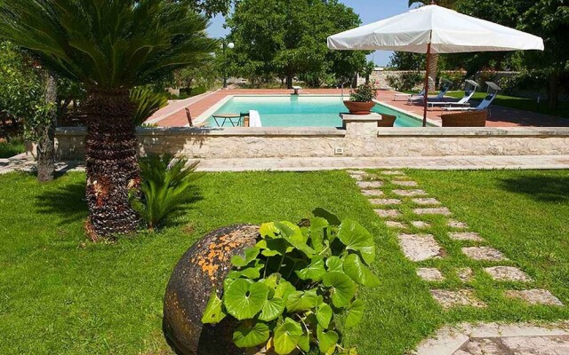 Charming Part of Traditional 'baglio' With Pool and Strategic Location
