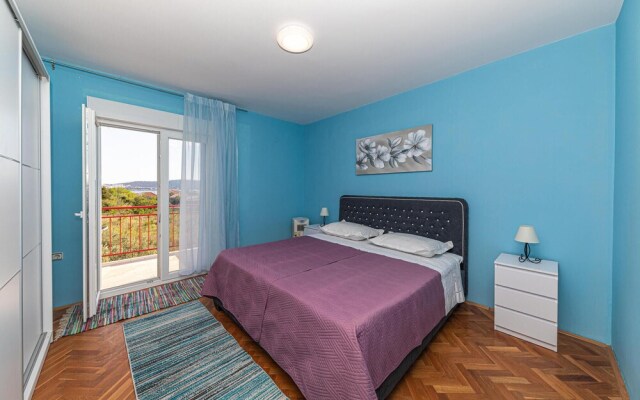 Beautiful Apartment in Kastel Sucurac With 3 Bedrooms and Wifi