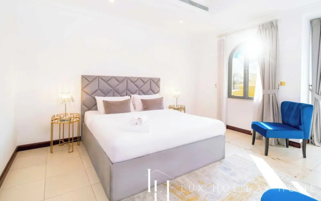 LUX Holiday Home - Frond E 1