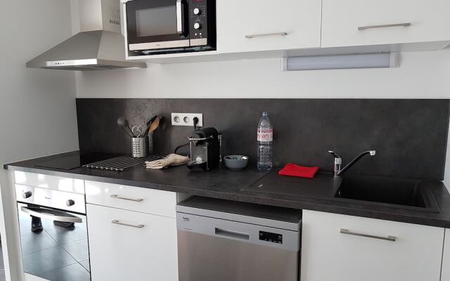 Appartement Neuf Stylé Proche Gare Sud