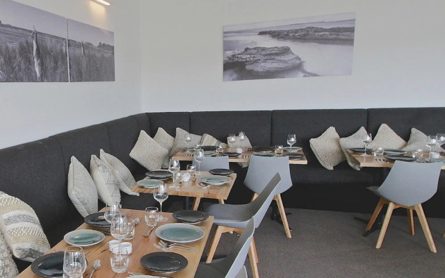 Quays Hotel