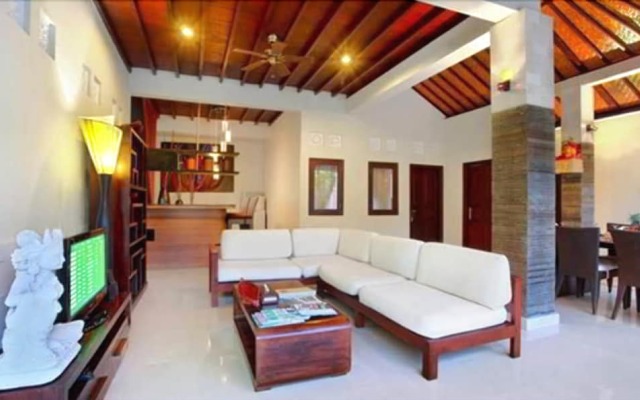 Villa Adhyatma