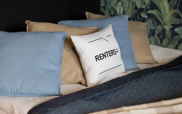 Cosy Studio With Balcony by Renters