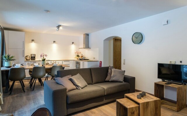 Quaint Chalet in Saalbach-Hinterglemm with Private Sauna