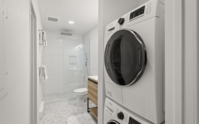 Prime Snowmass Retreat Ski Bridge, Walk to Village - 29C by RedAwning