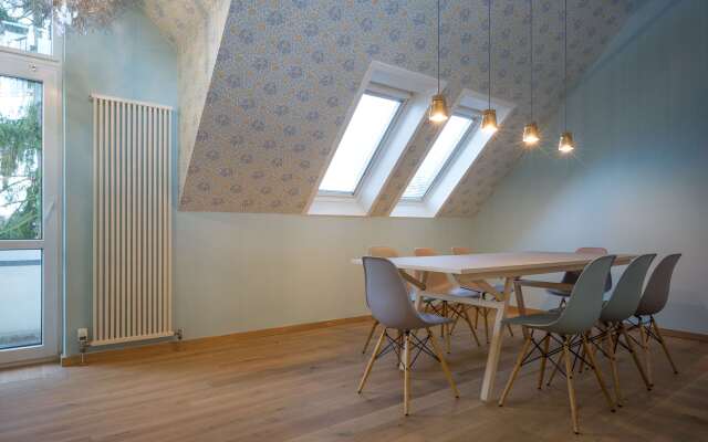 Hotel Gude