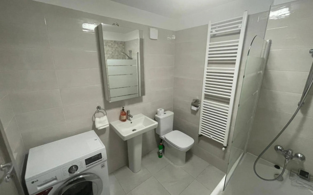 Moghioros Park Residence Apartment