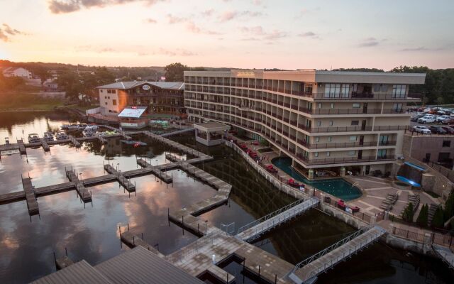 Camden on the Lake Resort & Spa