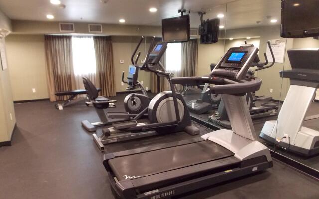 Holiday Inn Express Bakersfield by IHG